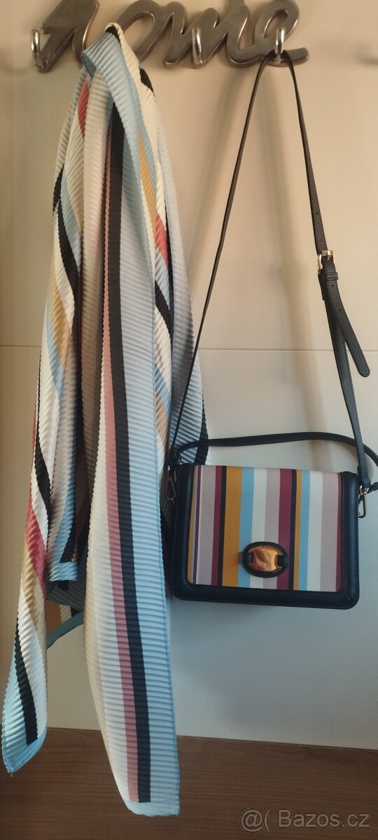 Kabelka nová, šátek nový