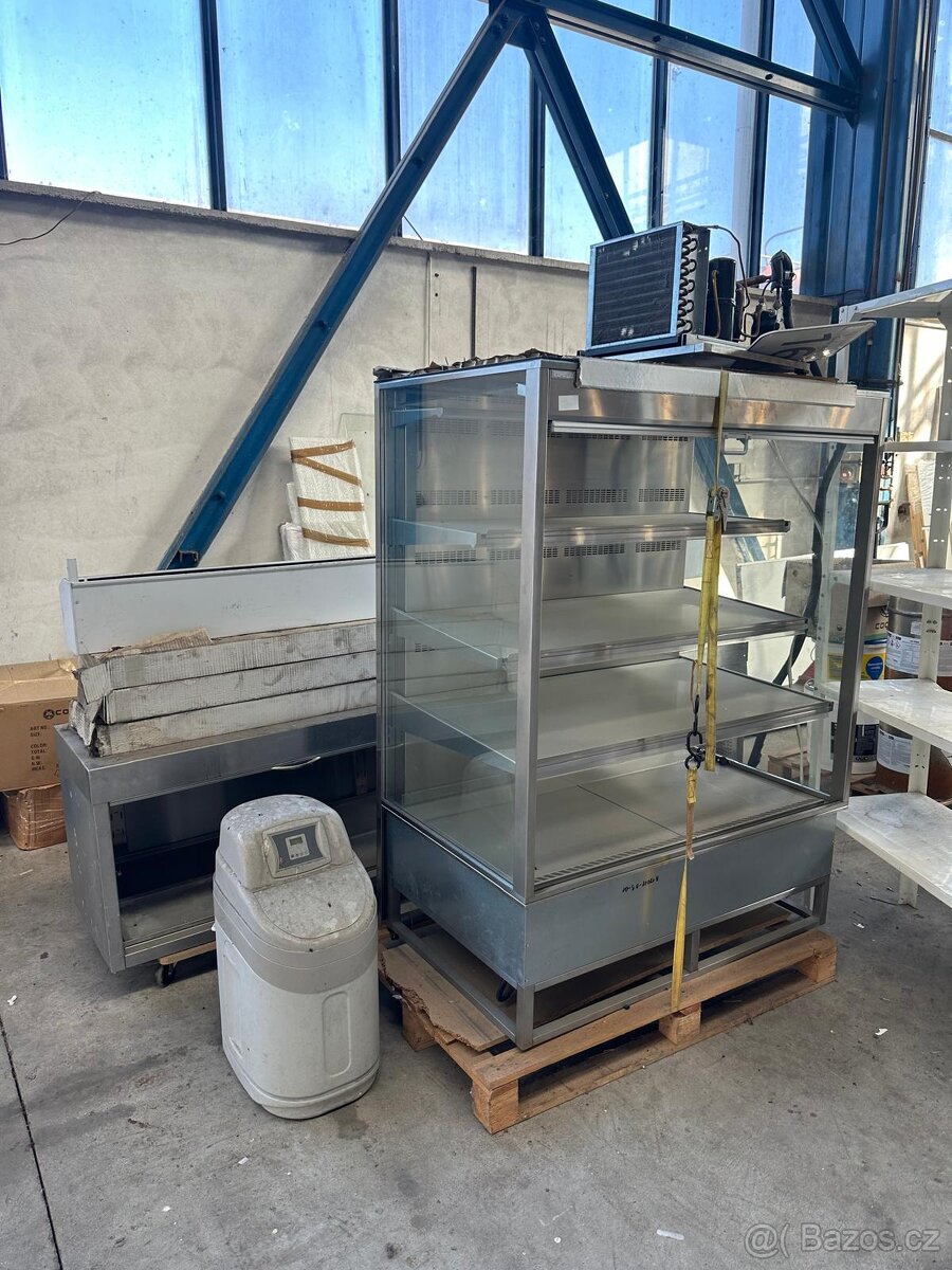 Chladící vitrína nerezová
