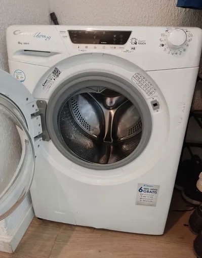 Automaticky pracka Candy