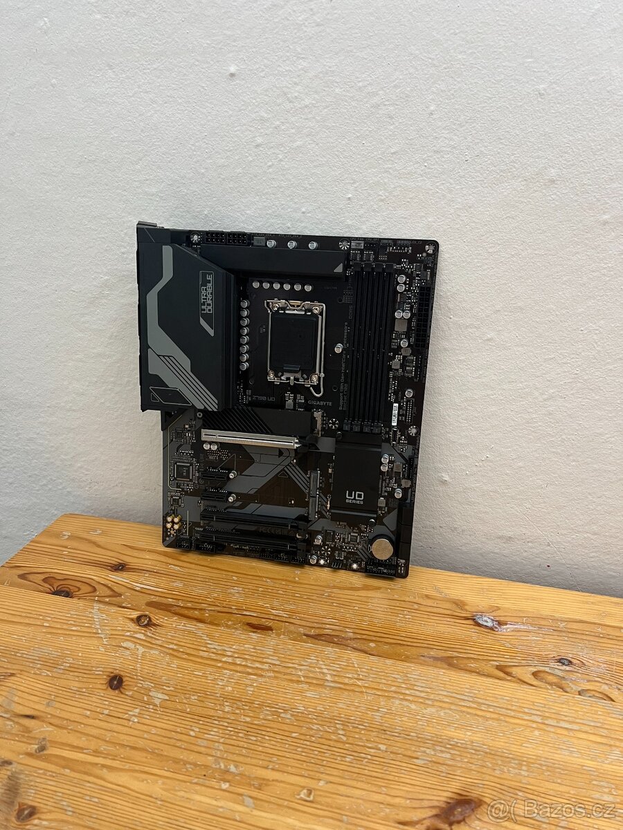 GIGABYTE Z790 UD DDR5 Socket 1700, Funkční,záruka