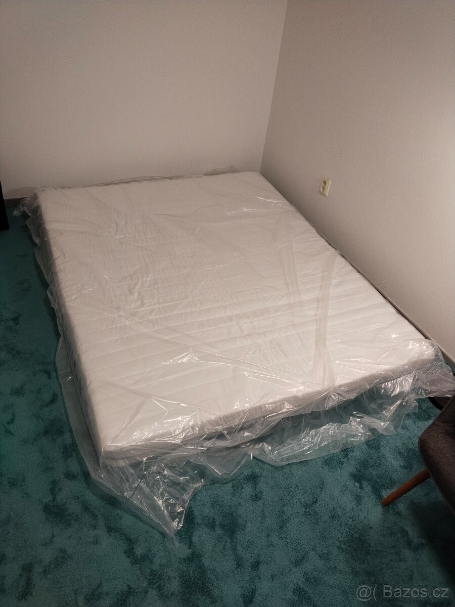 úplně nová matrace 160x200x15