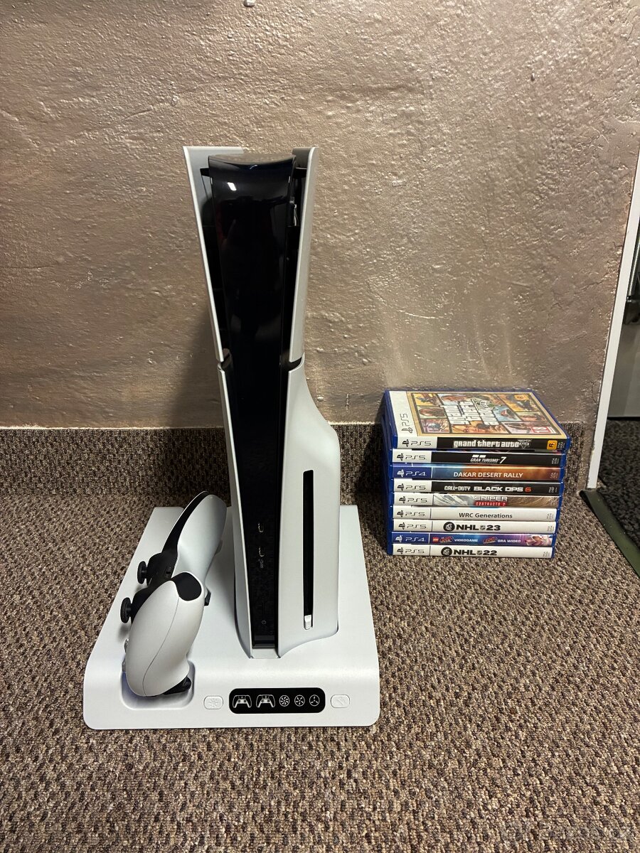 Playstation 5 slim + kokpit + virtuální realita