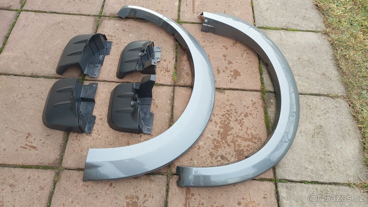 Mitsubishi L200 DID lemy a zástěrky