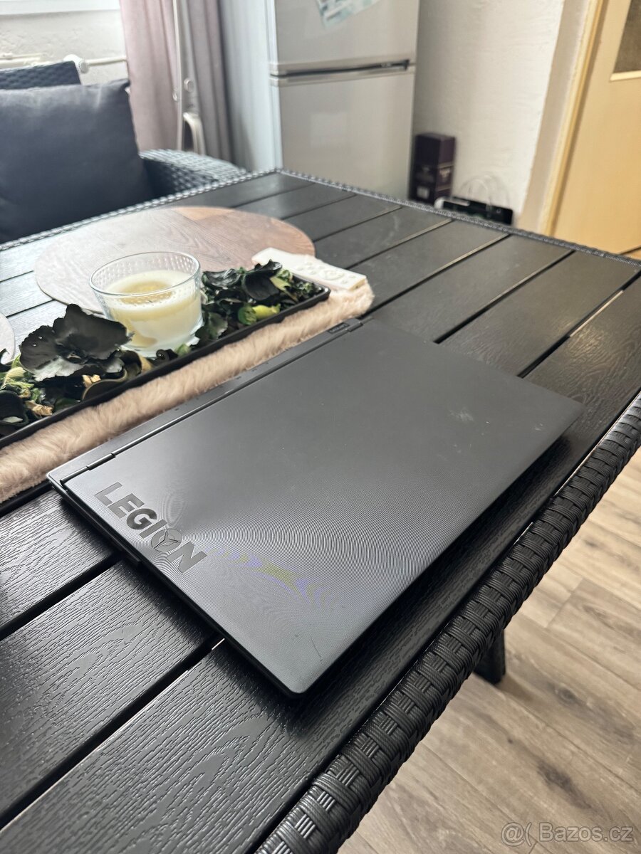Herní notebook Lenovo Legion