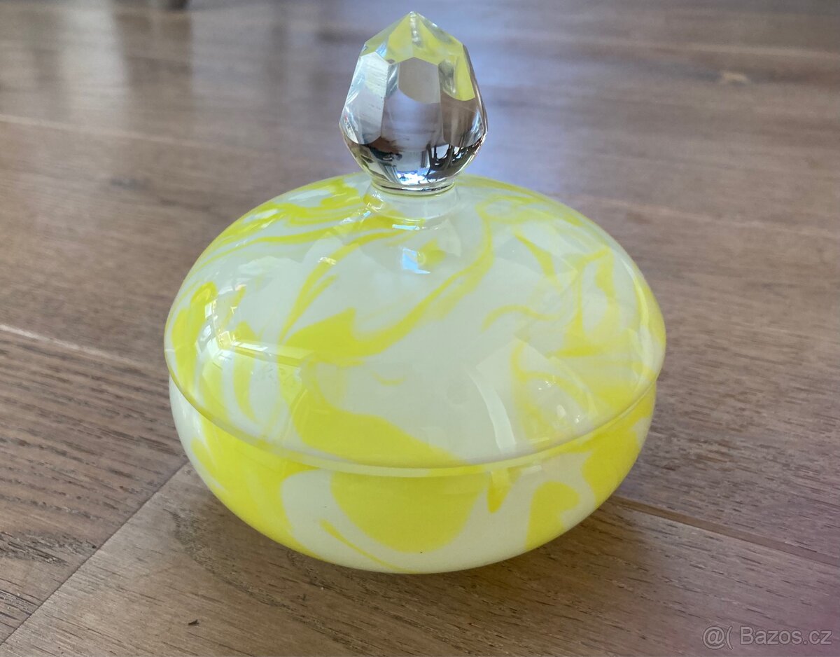 Sklenena doza Murano