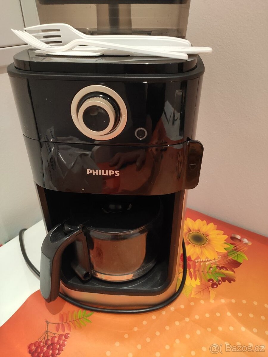 Kávovar Philips Hd7768