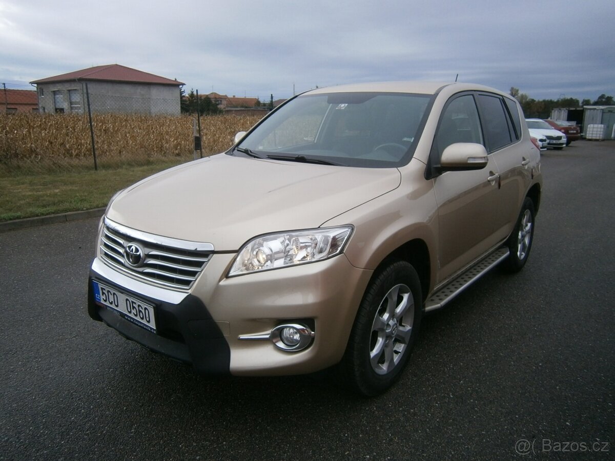 RAV 4 2,2D, Navi, ČR, 4x4