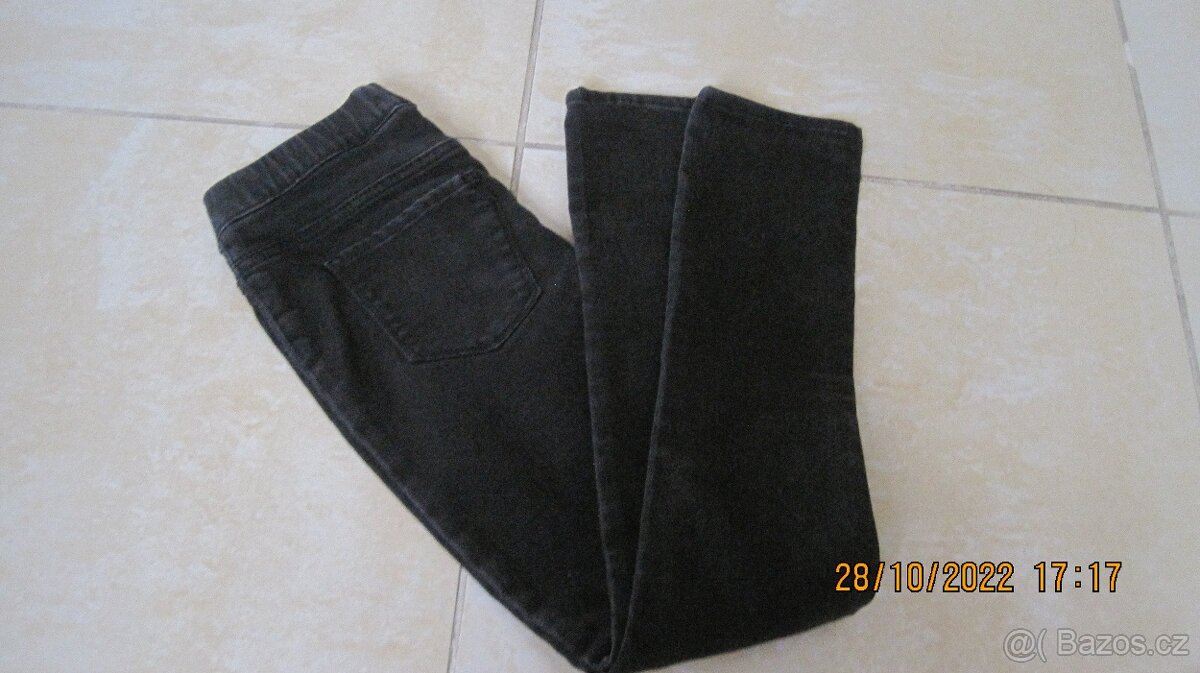Kalhoty, džíny H&M, černé, vel. 122, trika