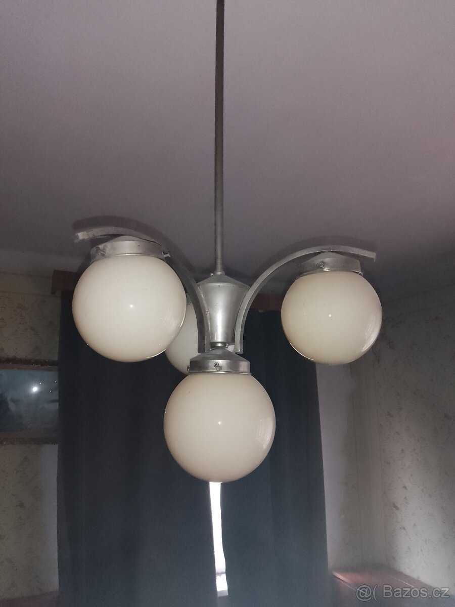Art deco lustr