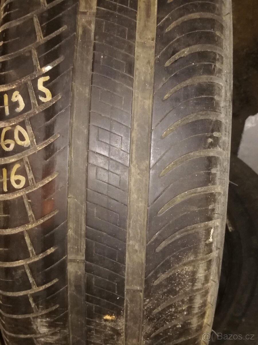195/60R16
