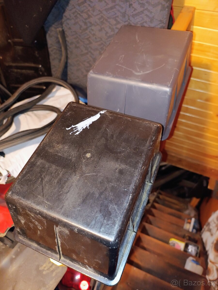 Kryt baterie Škoda 120/125/130
