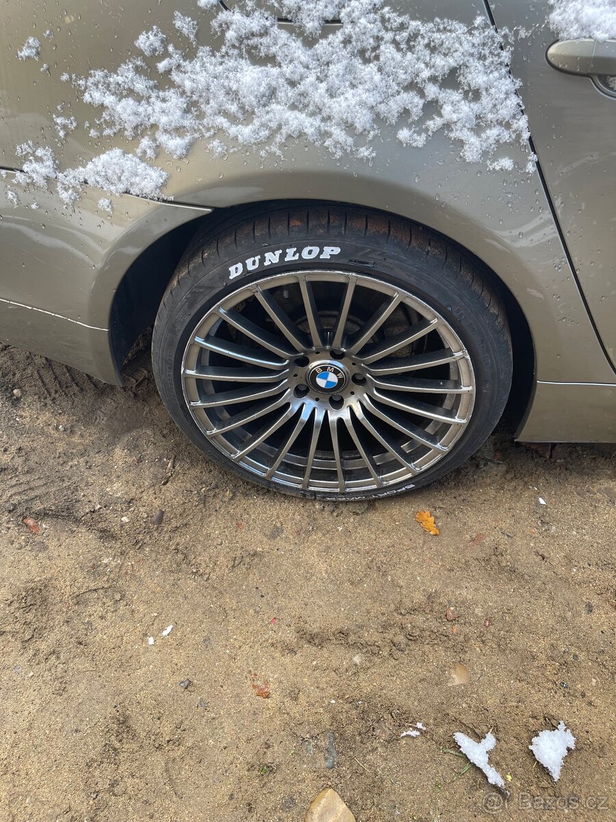 Prodám tohle bmw 530i benzin v velmi dobrém stavu