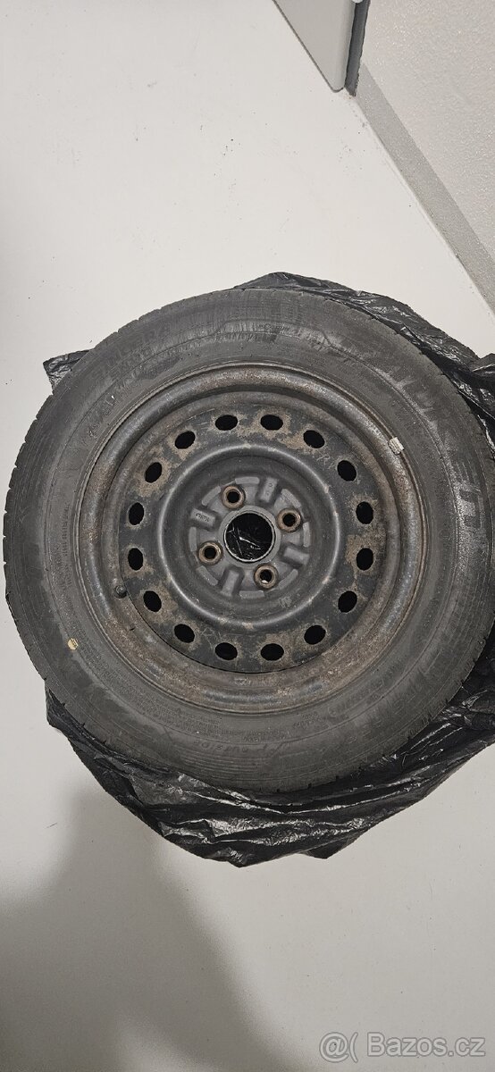 Falken 175/65/14 letní kola Toyota Yaris 1 gen