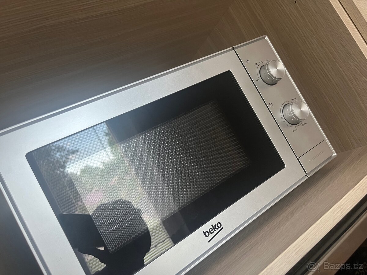 Mikrovlná trouba BEKO