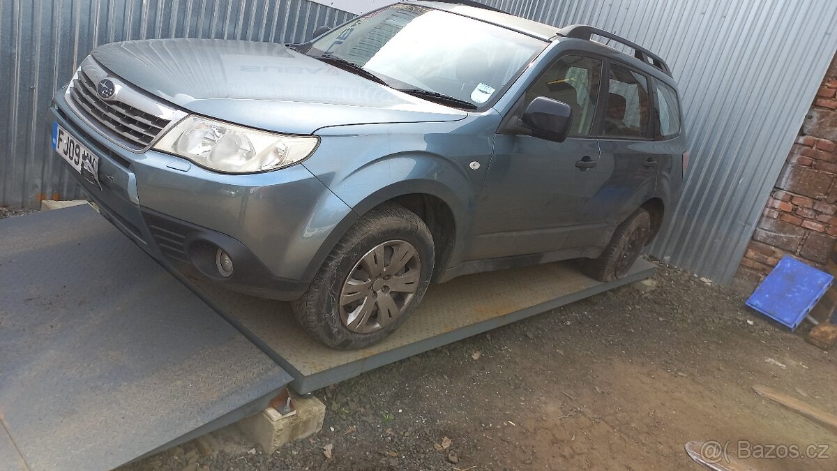 Subaru Forester SH 2010 2,0 bezin-náhradní díly