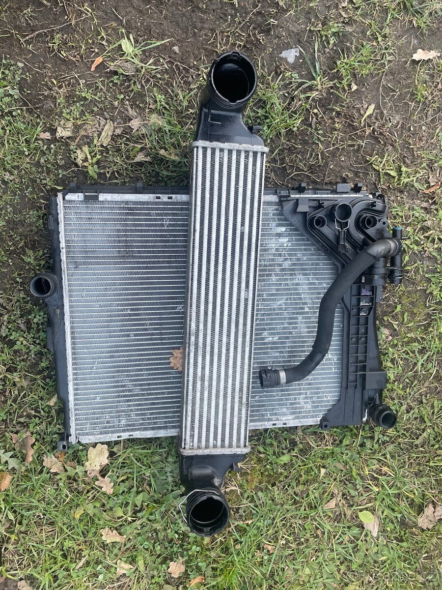 Chladič bmw e46