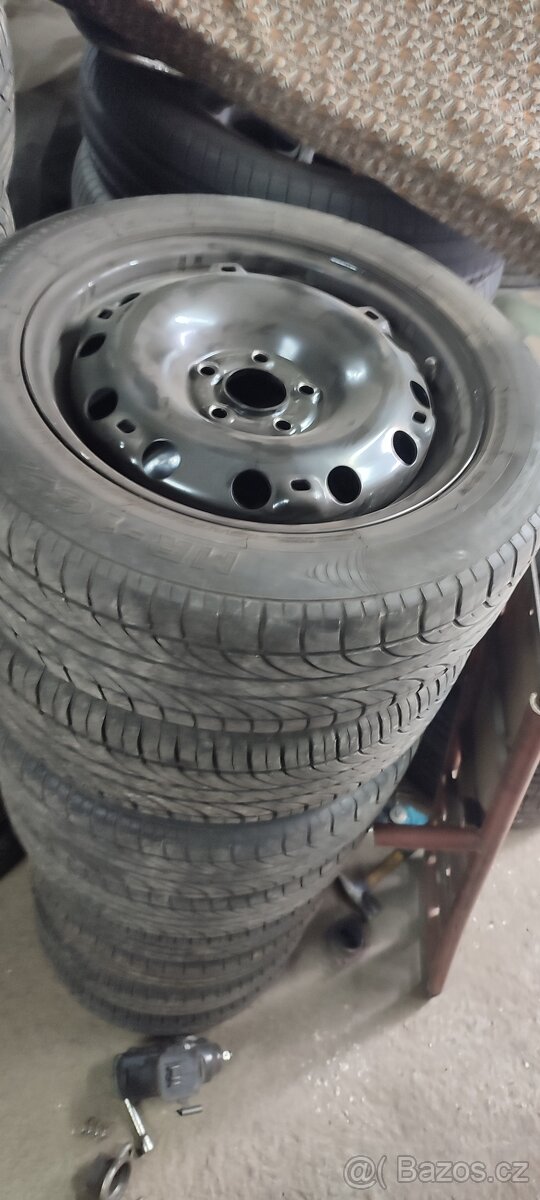 15´´ Letni sada Skoda Fabia Rapid 195/55 R15 5x100