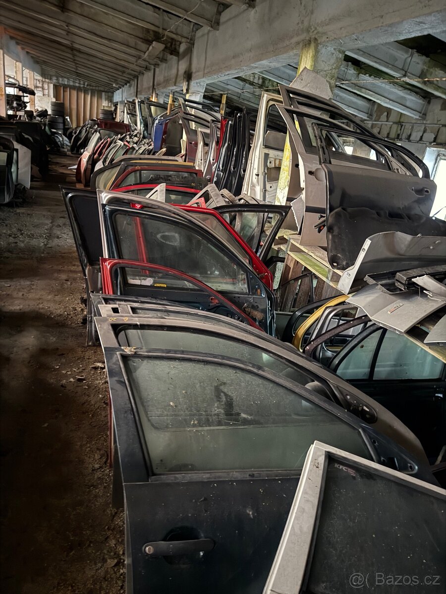 Dveří škoda Oktavia Fabia 1 2