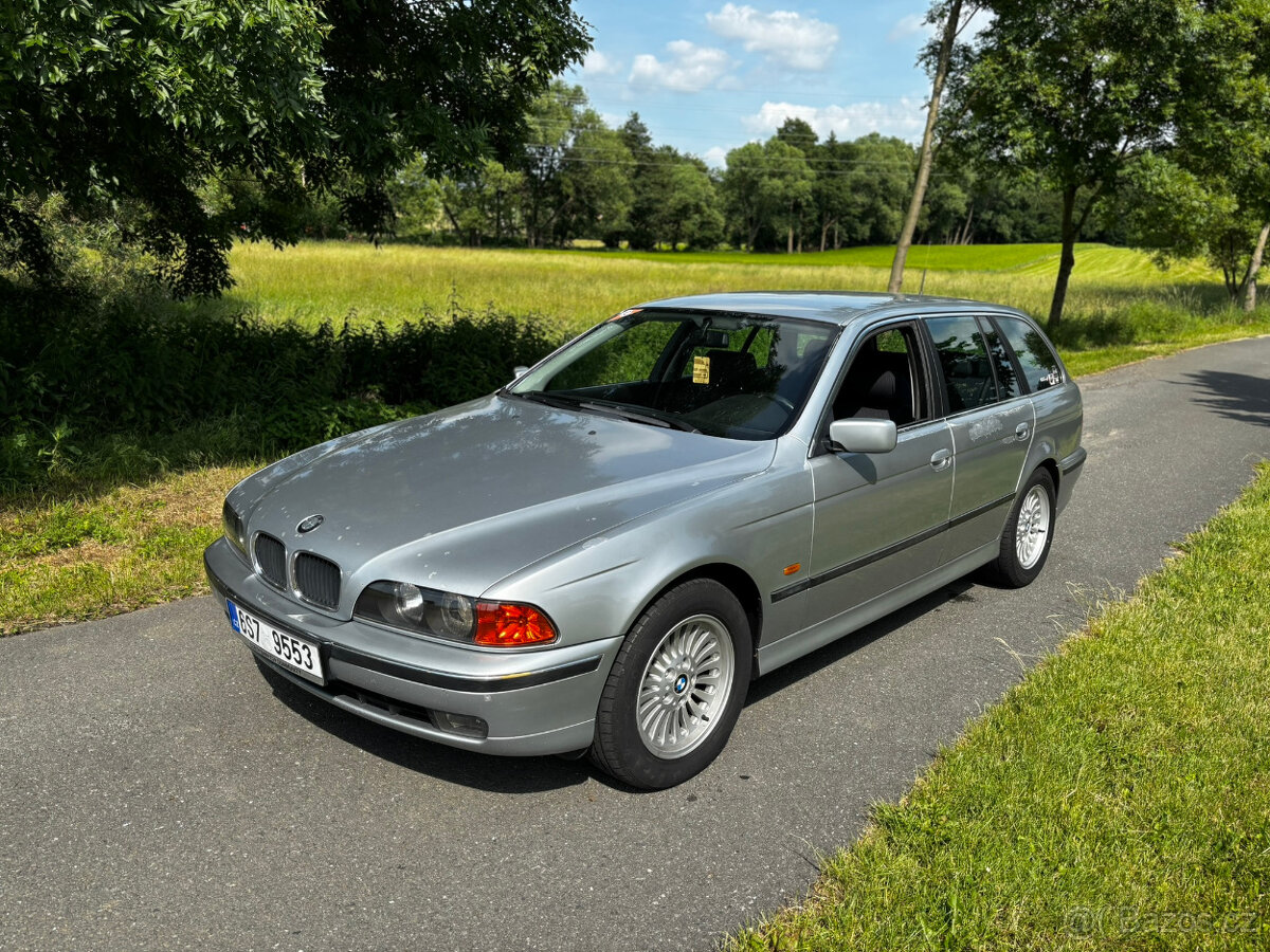 BMW 520i 110kW, Manual, Kombi, Nová STK