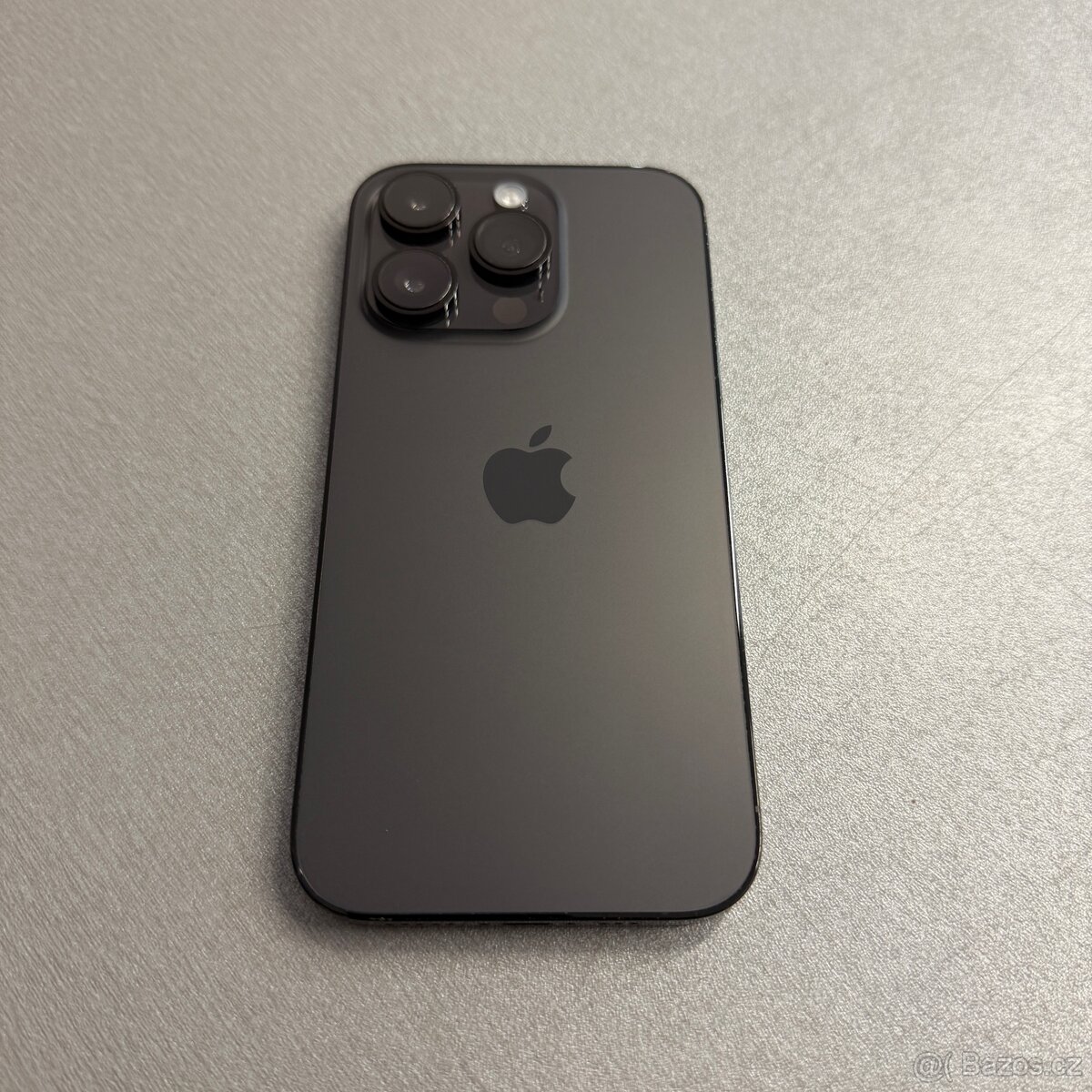 iPhone 14 Pro 512GB space black, pěkný stav, rok záruka