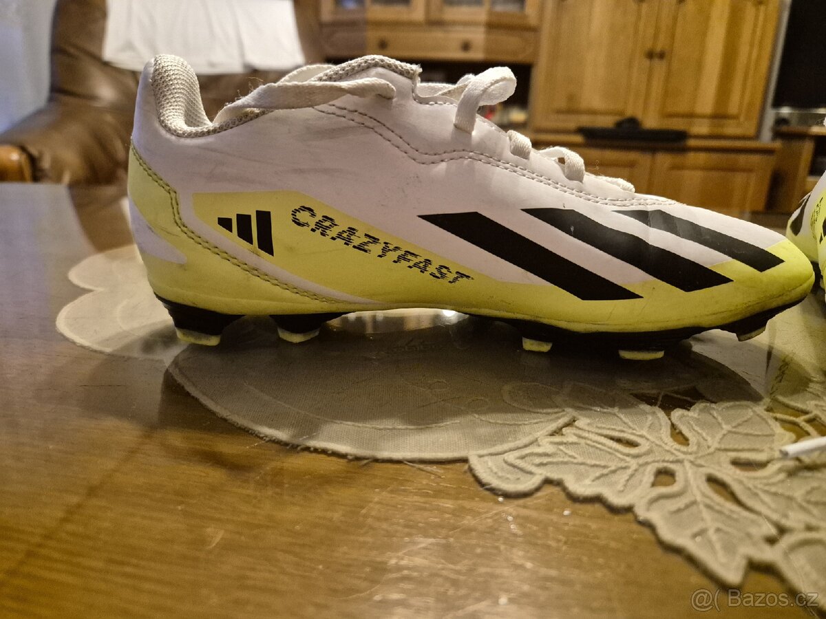 Dětské kopačky Adidas 35