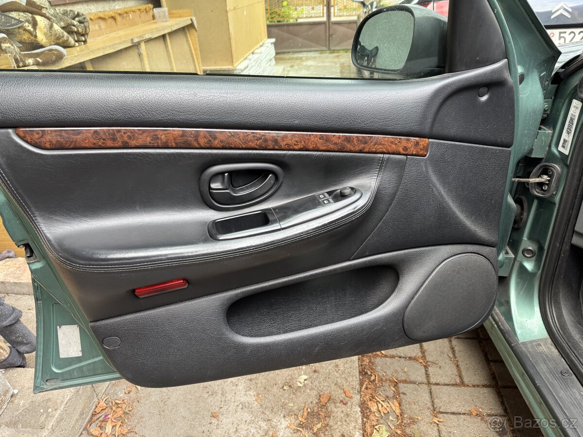 Koupím tapecírung na Peugeot 406
