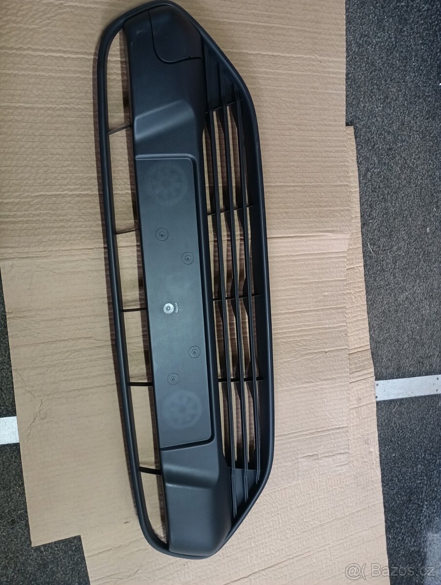 Ford tourneo connect mřížka