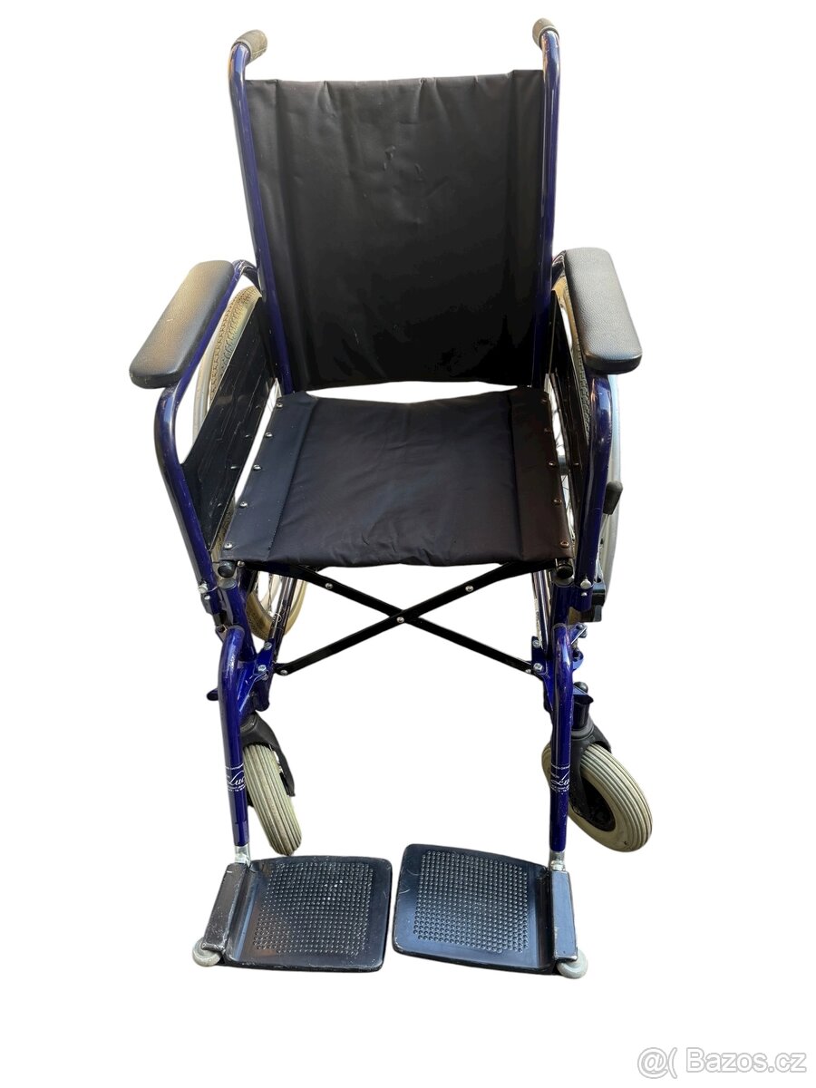 Invalidní vozík