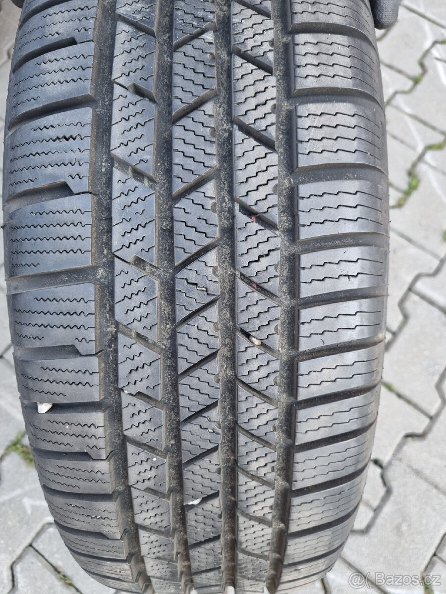 Zimní pneu 235/60R17 Continental