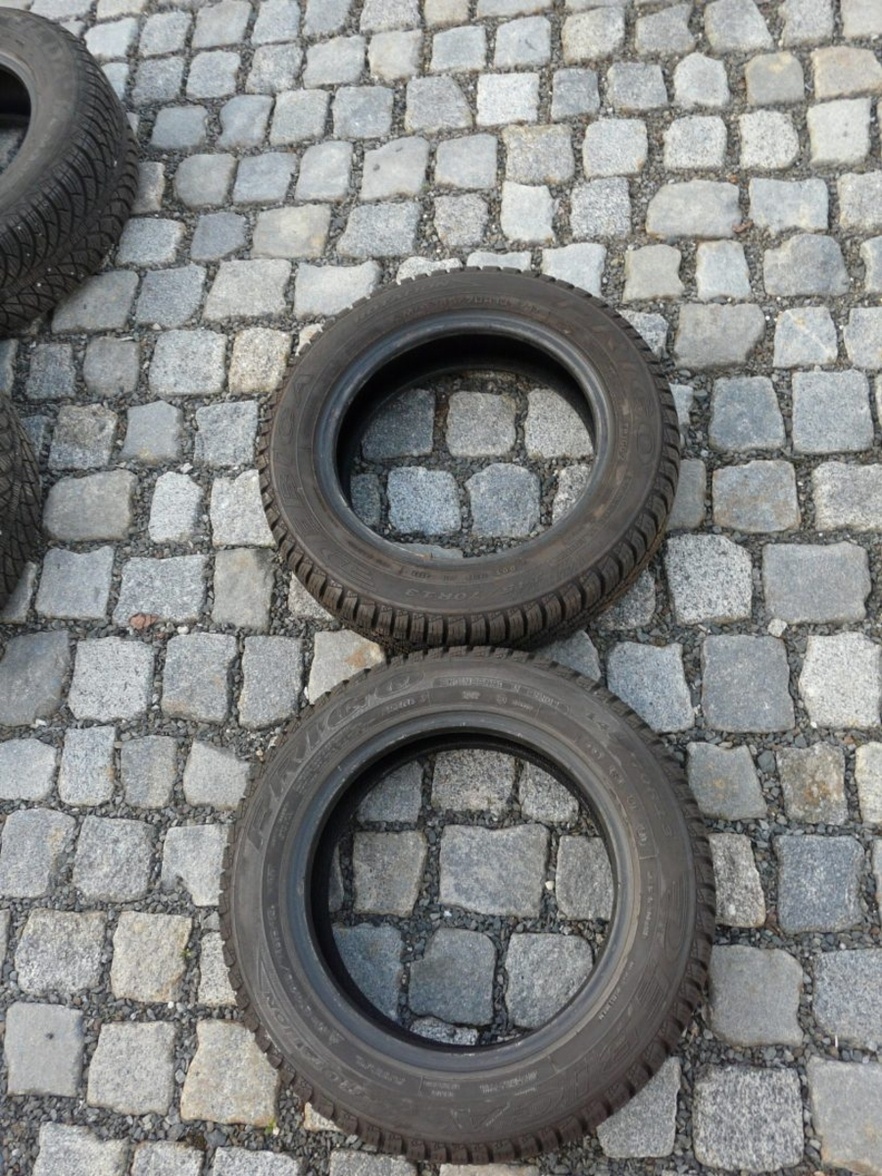 ZIMNÍ PNEU DEBICA 145/70R13