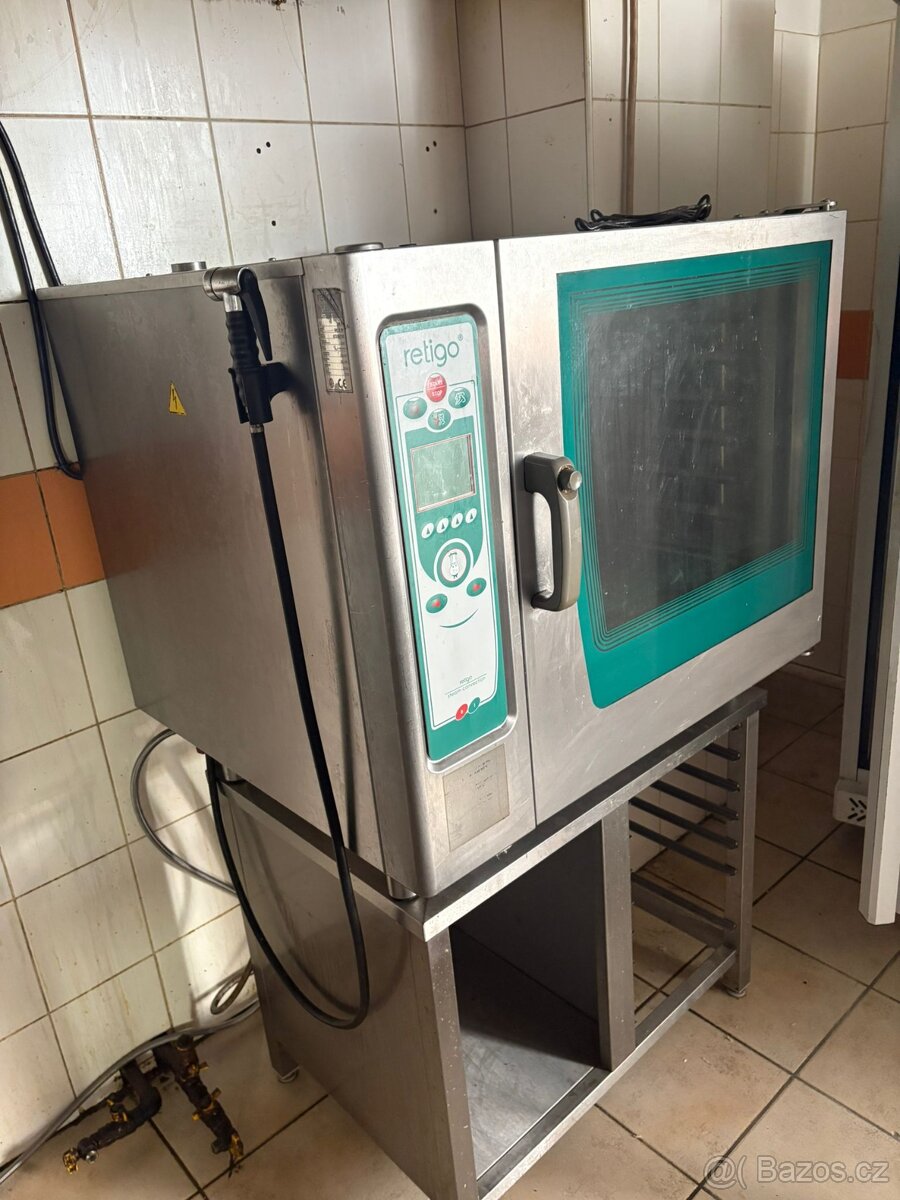 Gastro zařízení. Konvektomat