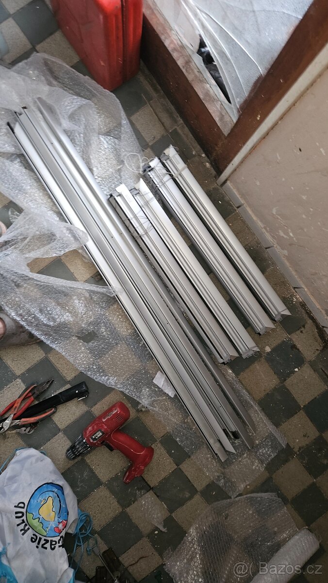 Venkovni rolety Velux