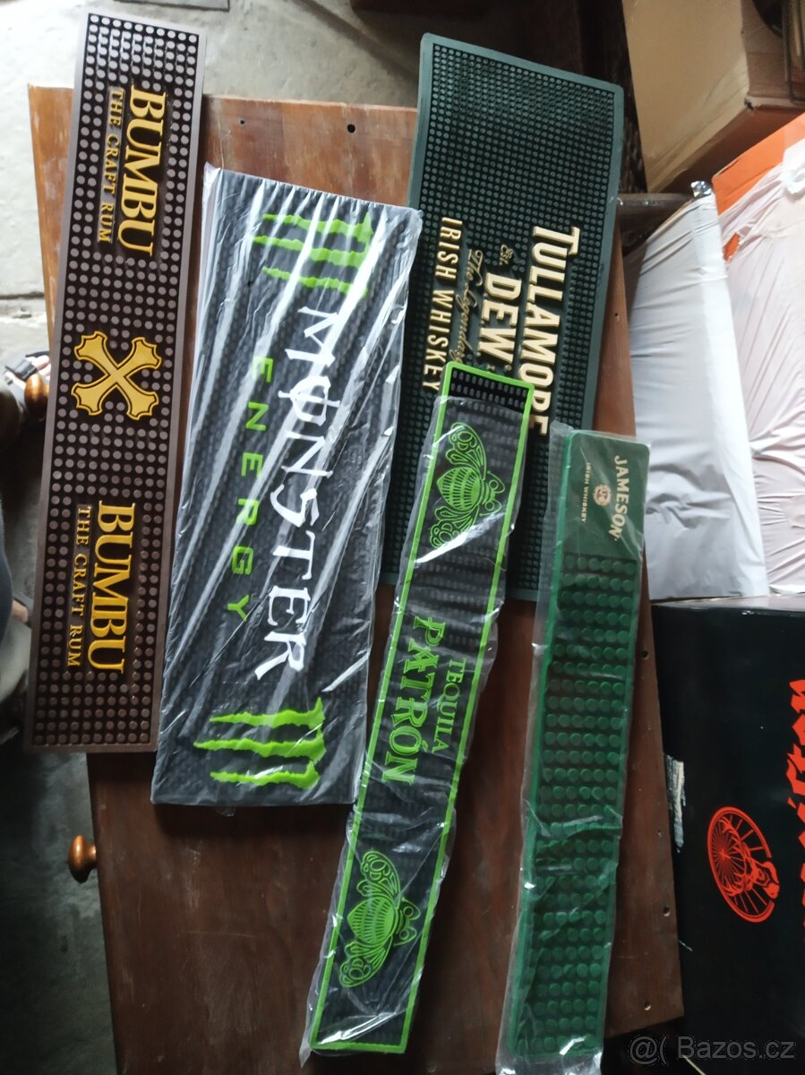 BAROVÉ GUMY viz foto