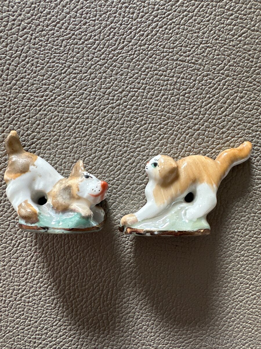 Porcelánová kočička s pejskem