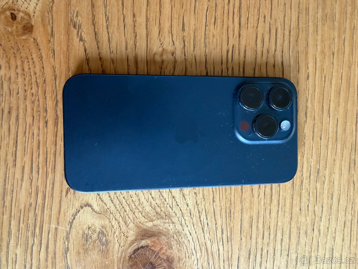 IPhone 15pro modrý titan