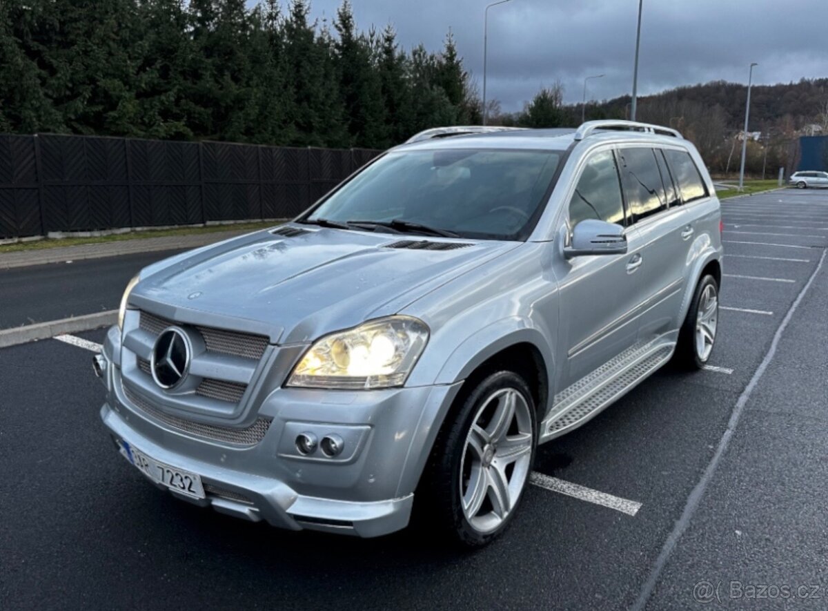 Mercedes-Benz GL500 Carlsson