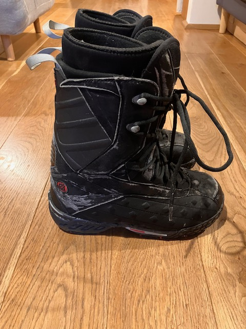 Snowboardové boty Lamar - vel. 43