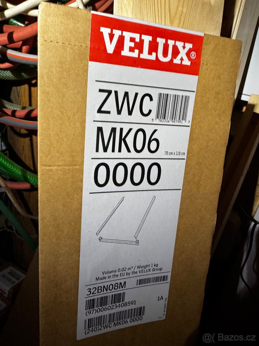 Oplechovani střešního okna VELUX ZWC MK06