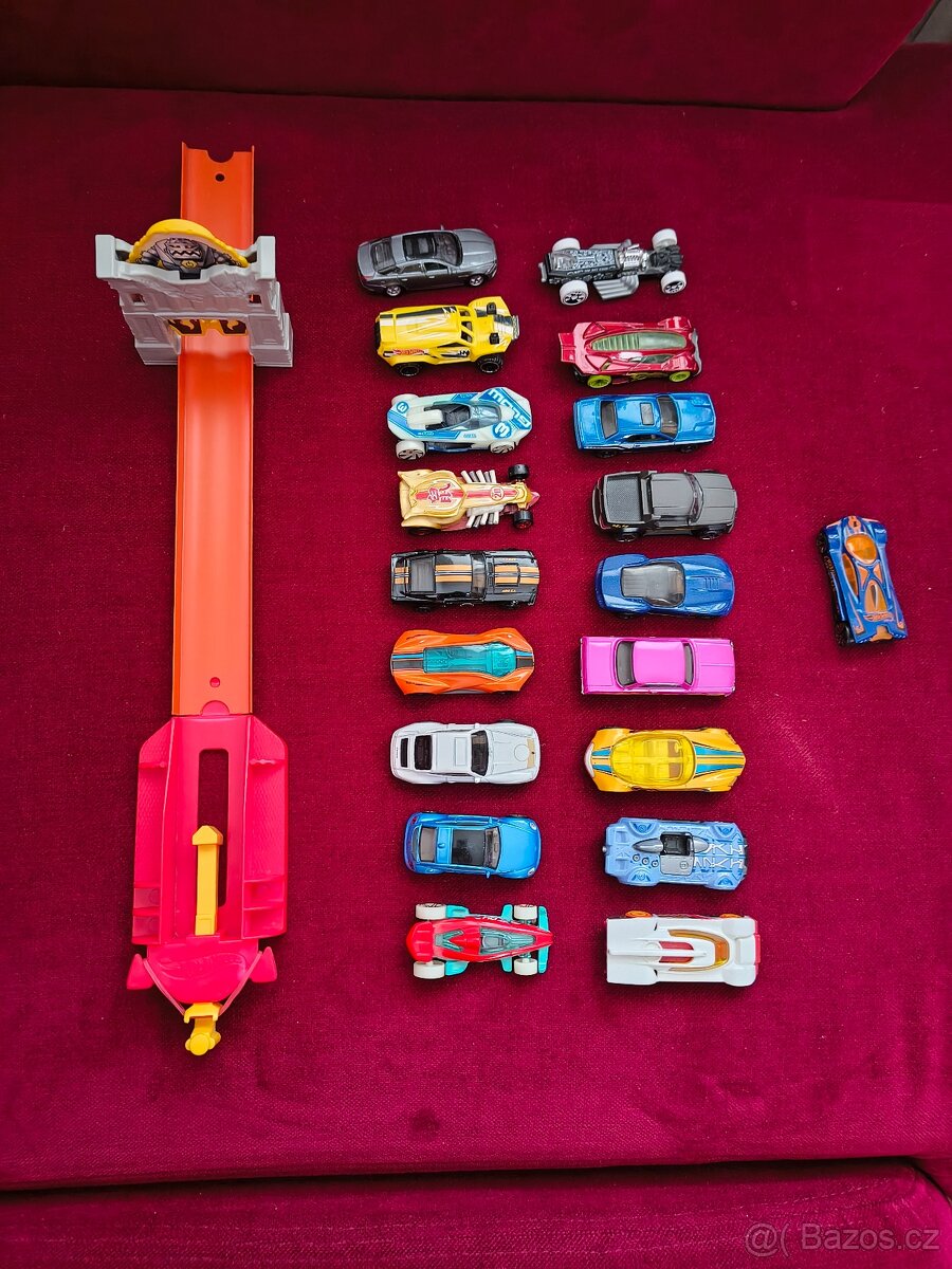 Hotwheels draha + auticka