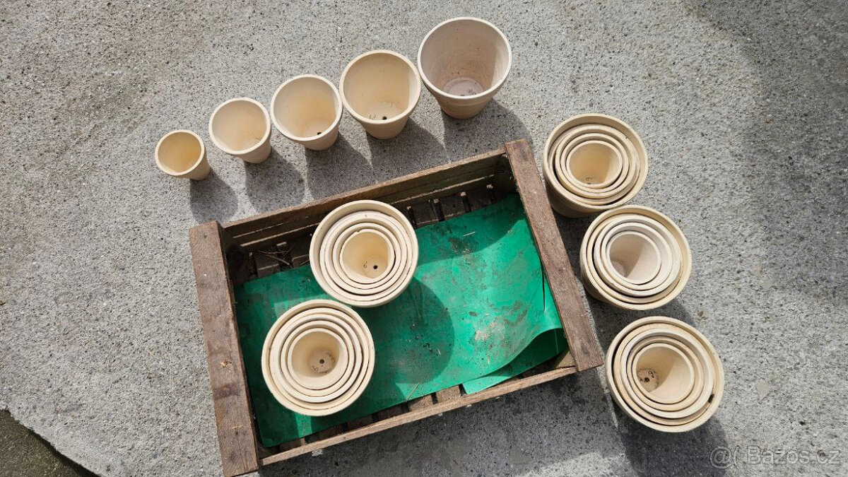 Keramické květináče, nepoužité