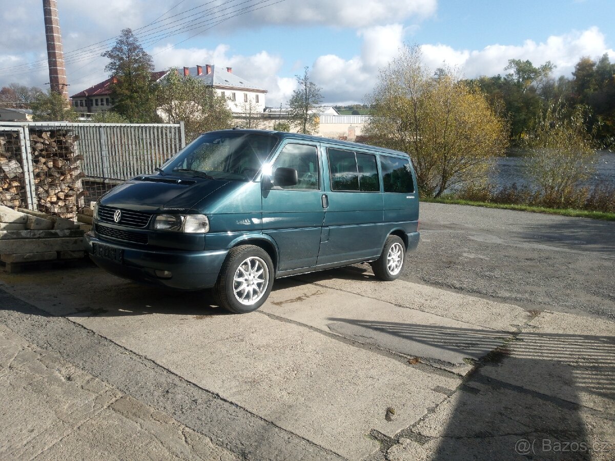 Kola VW T4