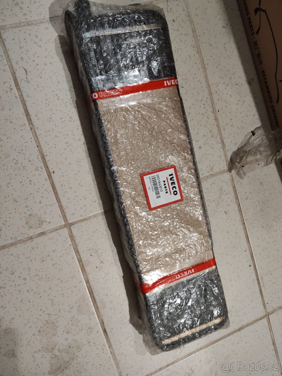 Radiátor topení karosa 930 5001842811