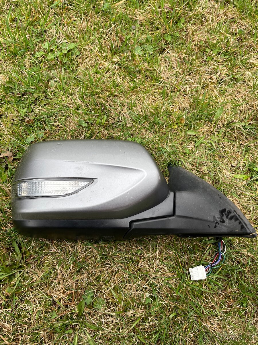 Subaru Legacy zpětné zrcátko