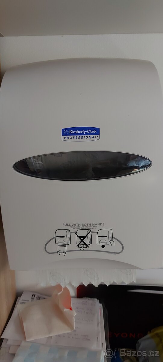 Držák na utěrky Kimberly-Clark