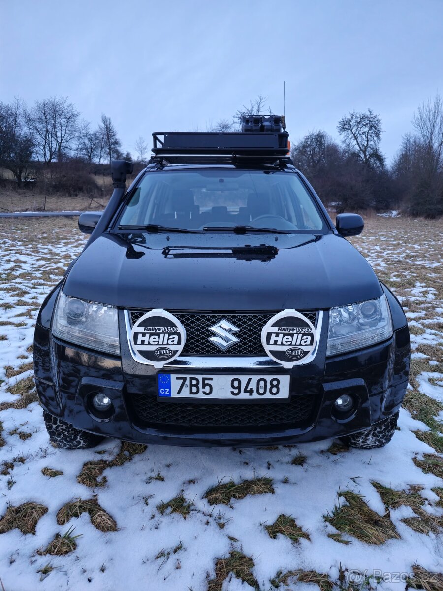 Suzuki Grand vitara 2.0 i