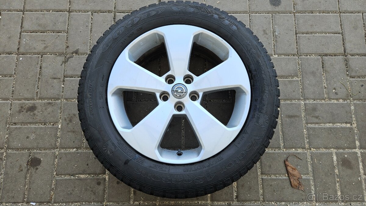 Zimní Sada Alu 5x105 215/60 R17 Opel Mokka
