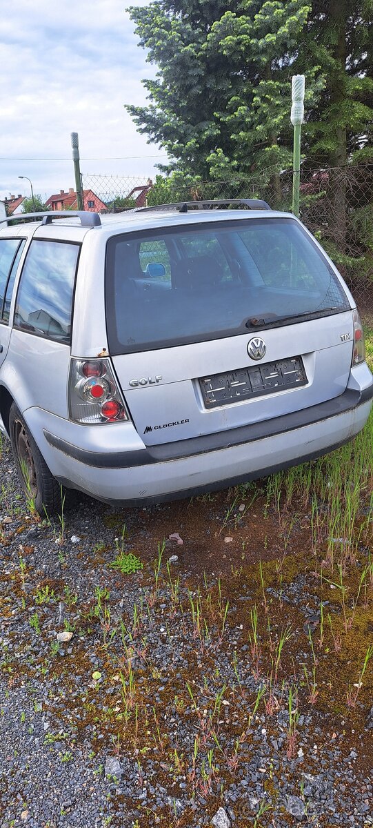 VW Golf