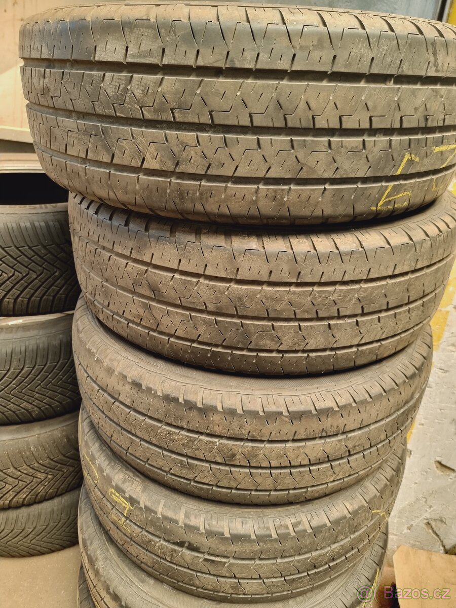 235/65R16 C