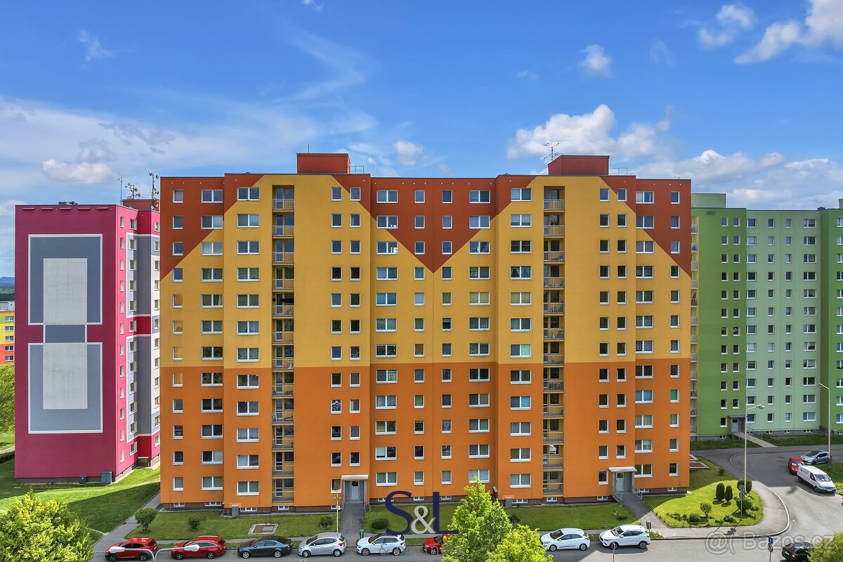 Mám tu pro Vás bytovou jednotku o dispozici 2+kk s lodžií v 