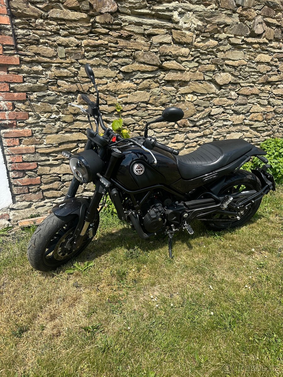 Benelli leoncino 500